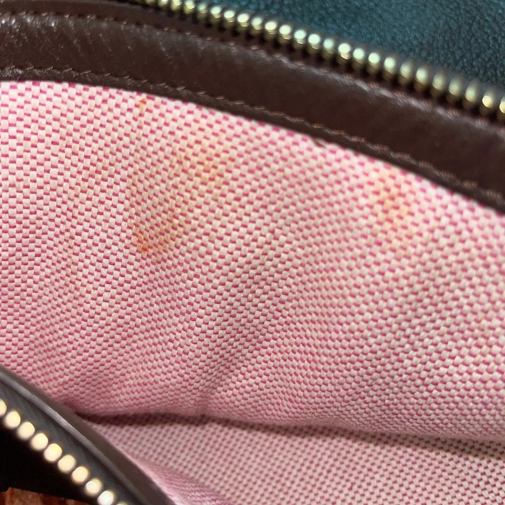 Dooney and Bourke North South Sac - Dillen Collection